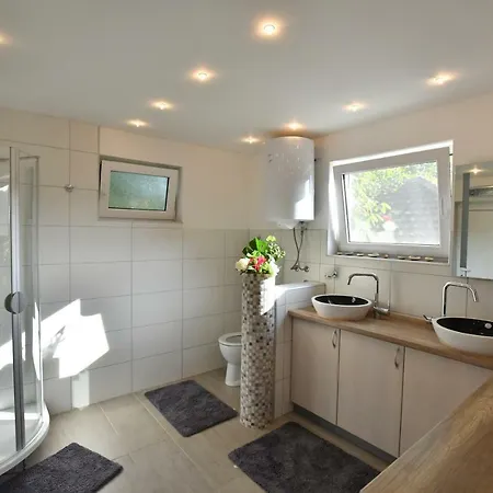 Domacinstvo Jovic Apartment *