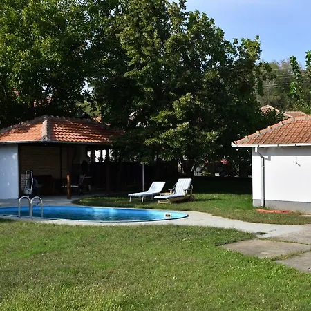 Apartment Domacinstvo Jovic Kladovo