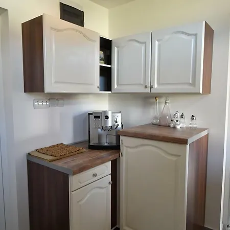Apartment Domacinstvo Jovic