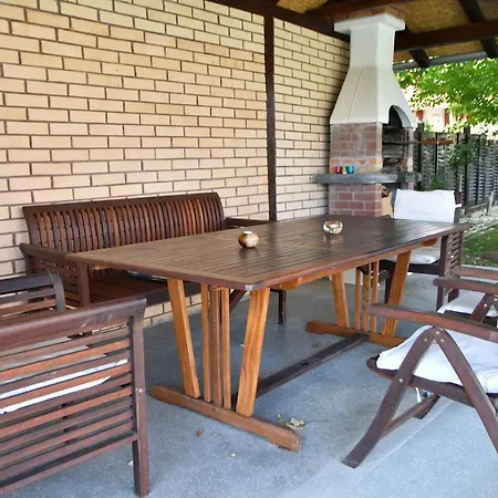 Domacinstvo Jovic Apartment